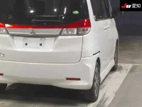 Mitsubishi DELICA D2 лот № 70208 оценка 4  с аукциона в Японии 7