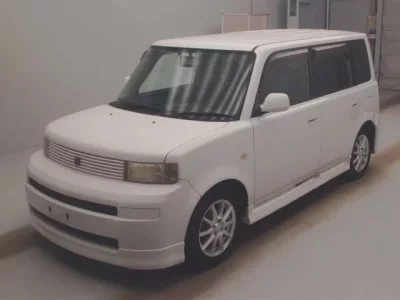 Toyota BB  с аукциона в Японии