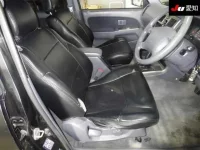 Toyota HILUX SURF лот № 70212 оценка 3.5  с аукциона в Японии 5