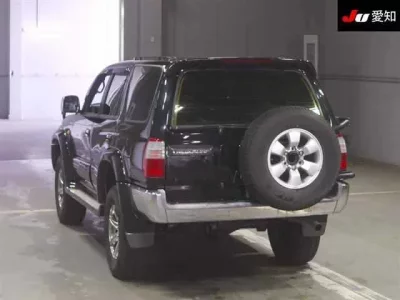 Toyota HILUX SURF  с аукциона в Японии