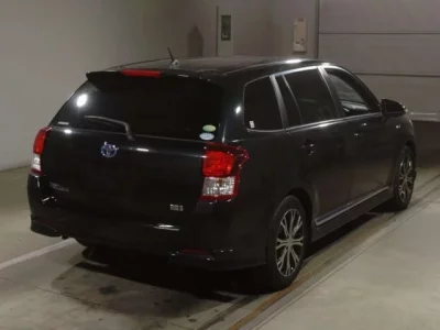 Toyota COROLLA FIELDER  с аукциона в Японии