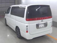 Nissan ELGRAND лот № 4118 оценка 4  с аукциона в Японии 1