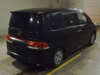Honda STEP WAGON  с аукциона в Японии