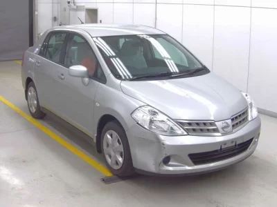 Nissan TIIDA LATIO