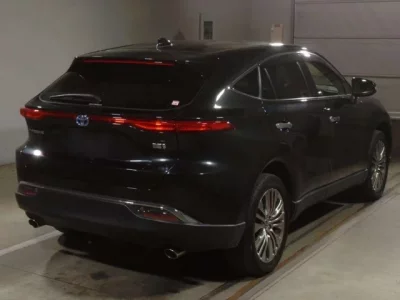 Toyota HARRIER  с аукциона в Японии