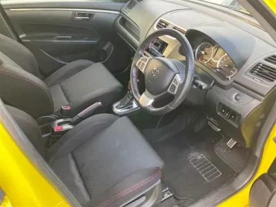 Suzuki SWIFT  с аукциона в Японии