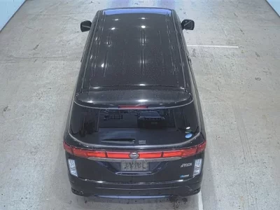 Nissan ELGRAND  с аукциона в Японии