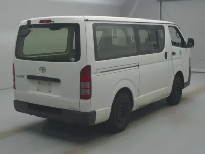 Toyota REGIUS ACE VAN  с аукциона в Японии