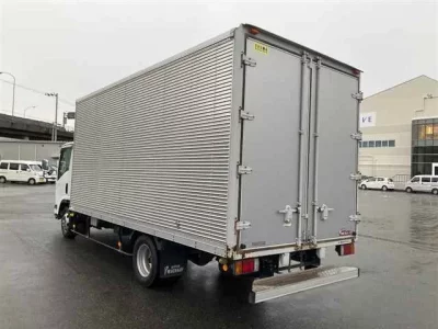 Mazda TITAN  с аукциона в Японии