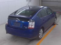 Toyota PRIUS лот № 4128 оценка 3  с аукциона в Японии 3