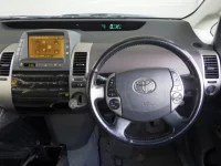 Toyota PRIUS лот № 4128 оценка 3  с аукциона в Японии 4