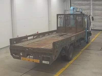 Isuzu FORWARD  с аукциона в Японии