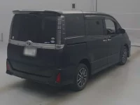 Toyota VOXY лот № 70172 оценка R  с аукциона в Японии 1