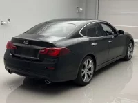 Nissan FUGA лот № 40023 оценка 4  с аукциона в Японии 1