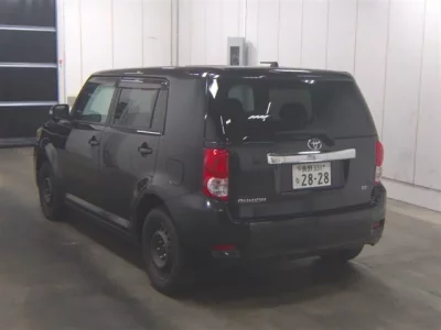 Toyota COROLLA RUMION  с аукциона в Японии