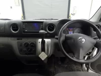 Nissan CARAVAN VAN лот № 5076 оценка 3  с аукциона в Японии 4