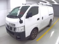 Nissan CARAVAN VAN лот № 5076 оценка 3  с аукциона в Японии 2