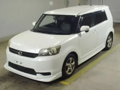 Toyota COROLLA RUMION  с аукциона в Японии