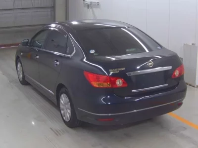 Nissan SYLPHY  с аукциона в Японии