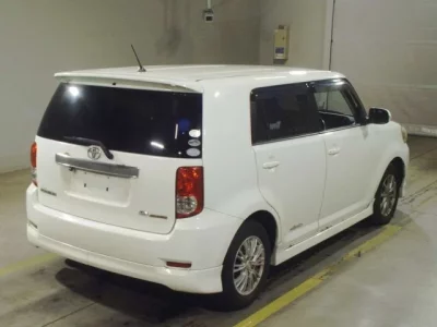 Toyota COROLLA RUMION  с аукциона в Японии