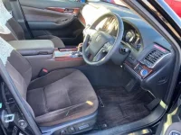 Toyota CROWN лот № 30043 оценка 3.5  с аукциона в Японии 2