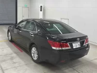 Toyota CROWN лот № 30043 оценка 3.5  с аукциона в Японии 1