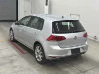Volkswagen GOLF лот № 30042 оценка 4  с аукциона в Японии 1