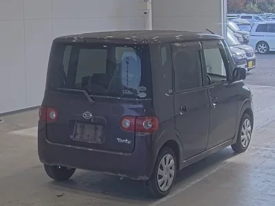 Daihatsu TANTO  с аукциона в Японии