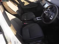 Honda FIT лот № 6002 оценка 3  с аукциона в Японии 7