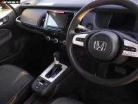 Honda FIT лот № 6002 оценка 3  с аукциона в Японии 5