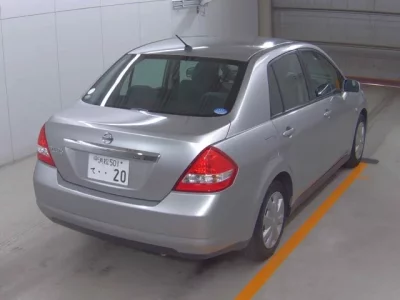 Nissan TIIDA LATIO