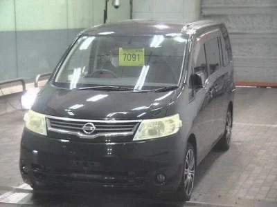 Nissan SERENA  с аукциона в Японии