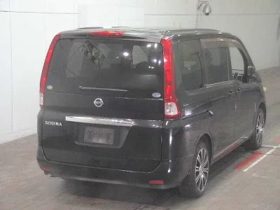 Nissan SERENA  с аукциона в Японии
