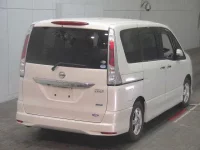 Nissan SERENA лот № 7092 оценка 4  с аукциона в Японии 2