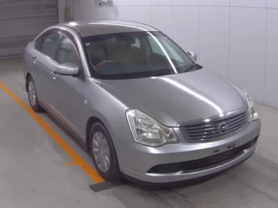 Nissan SYLPHY  с аукциона в Японии