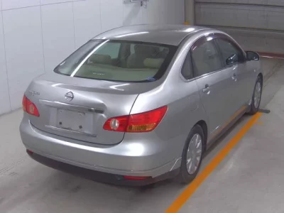 Nissan SYLPHY  с аукциона в Японии