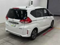 Honda FREED лот № 30052 оценка 3.5  с аукциона в Японии 4