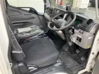Mitsubishi CANTER лот № 30053 оценка 3.5  с аукциона в Японии 2