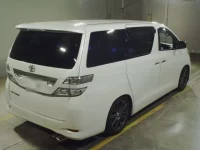 Toyota VELLFIRE лот № 8003 оценка RA  с аукциона в Японии 1