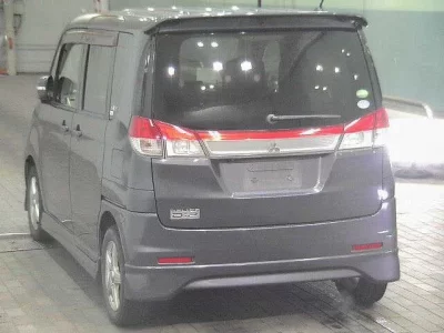 Mitsubishi DELICA D2  с аукциона в Японии