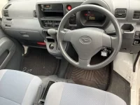 Daihatsu HIJET VAN лот № 1024 оценка 3.5  с аукциона в Японии 3