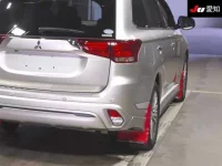 Mitsubishi OUTLANDER PHEV лот № 71028 оценка 4.5  с аукциона в Японии 7