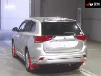Mitsubishi OUTLANDER PHEV лот № 71028 оценка 4.5  с аукциона в Японии 1