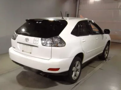 Toyota HARRIER  с аукциона в Японии