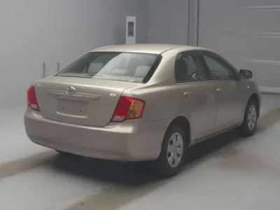 Toyota COROLLA AXIO  с аукциона в Японии