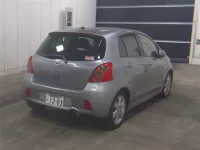 Toyota VITZ лот № 1143 оценка 3  с аукциона в Японии 4