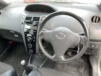 Toyota VITZ лот № 1143 оценка 3  с аукциона в Японии 2