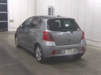 Toyota VITZ лот № 1143 оценка 3  с аукциона в Японии 1