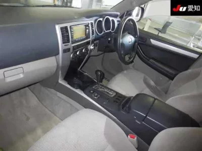 Toyota HILUX SURF  с аукциона в Японии