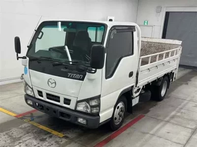 Mazda TITAN  с аукциона в Японии